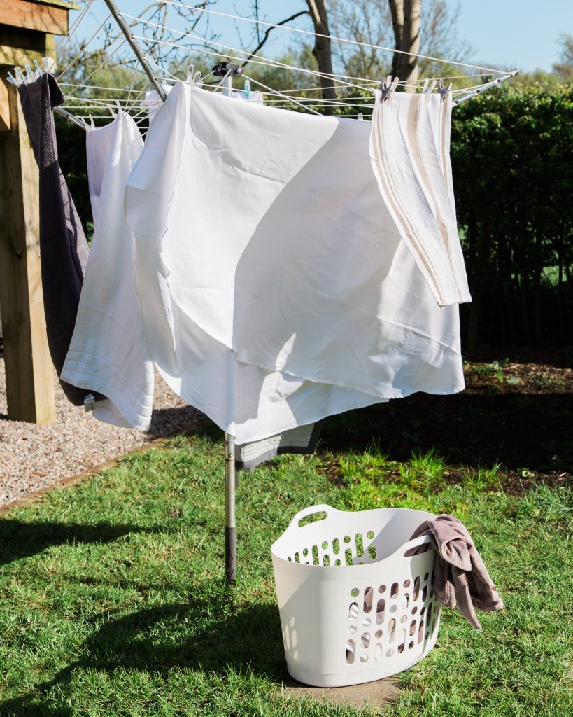 Flexi-Store 8L Laundry Utility Basket Ice White - 29755 - What More UK