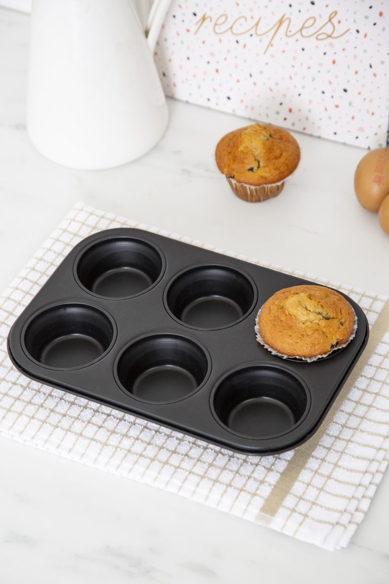 Wham Essentials 6 Cup Muffin Tin Black/Black - 56201 - What More UK